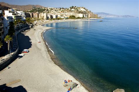 Las 10 mejores playas de Granada que te dejarán sin aliento