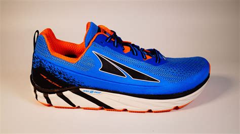 Las 10 mejores zapatillas neutras para correr un maratón ...