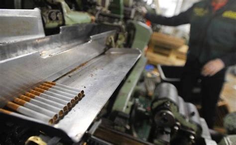 Las fábricas de cigarrillos abrirán “en muy corto plazo”   Diario ...