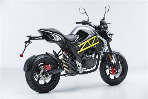 Las mejores motos naked 125 económicas de 2021 | Moto1Pro