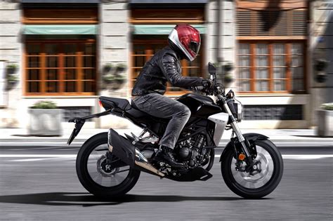 Las mejores Motos Naked para el A2 2019 | Moto1Pro