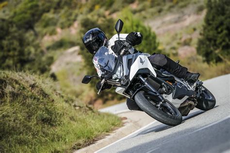 Las mejores motos trail asfálticas 2021 de media cilindrada | Moto1Pro