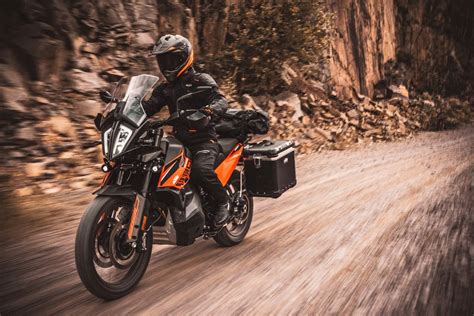 Las mejores motos trail y adventure de media cilindrada 2021