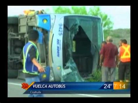 Las Noticias   Vuelca autobús en Cd Acuña, Coahuila   YouTube