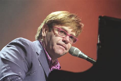 Las ocho canciones favoritas de Elton John – KISS FM