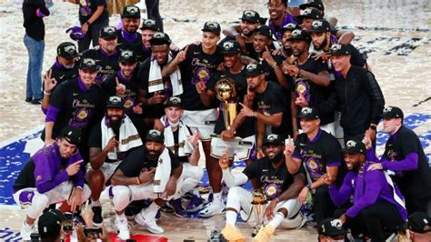 Las opciones de los Lakers para mantener su plantilla campeona   AS.com