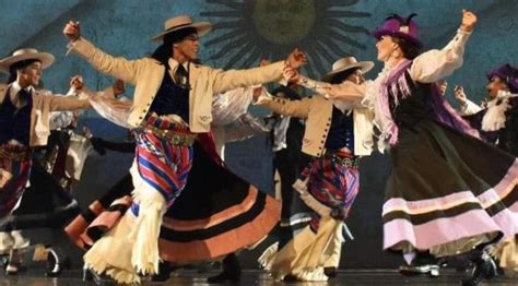 Las Talitas conmemoró el Día Internacional del Folklore con un emotivo ...