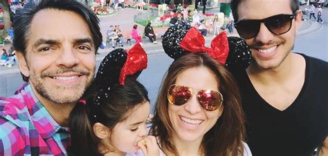 Las vacaciones de Eugenio Derbez y su familia en Disney ...