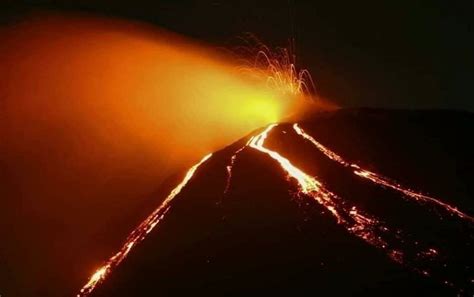 Latest geology news: Strong eruptions at Pacaya  Guatemala ...