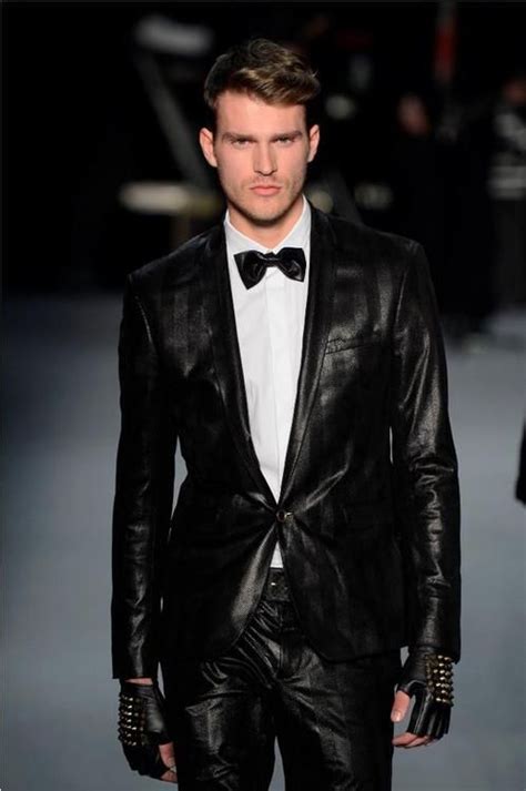 Leather suit with a Bow tie! Swoon! | Stylish men, Leather ...