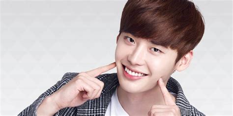 Lee Jong Suk confirms his new beginning with YNK ...