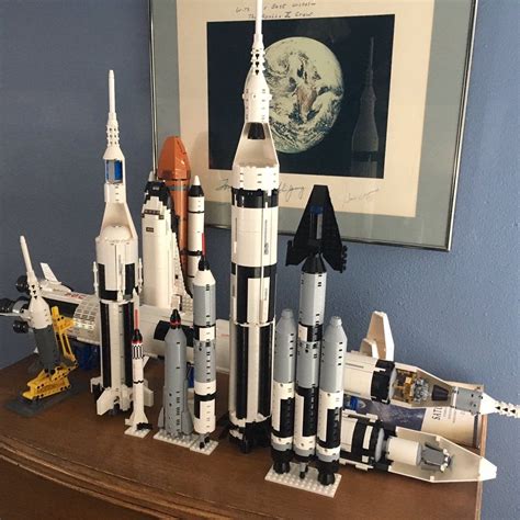 LEGO Ideas: NASA Apollo Saturn V model set collectSPACE ...