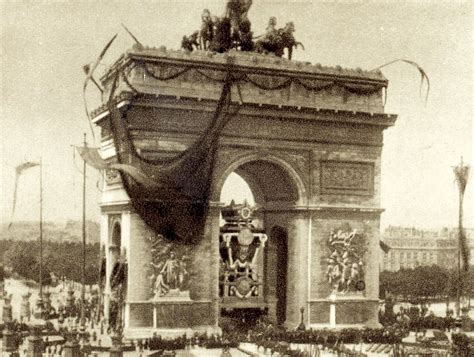 Les obsèques nationales de Victor Hugo en 1885 | RetroNews ...