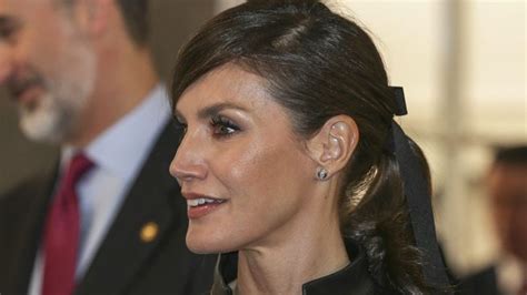 Letizia: La espectacular mirada de la Reina tiene truco y ...