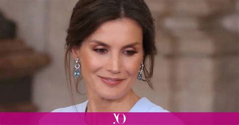 Letizia sigue apostando por el estilo royal | El blog de ...