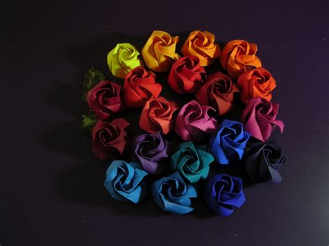 Lets Make Origami: Origami Rainbow Roses
