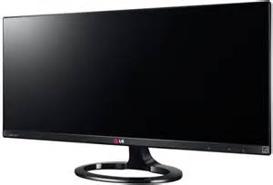LG actualiza sus monitores más  alargados