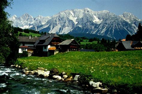 Liechtenstein: Entre Austria y Suiza encontramos este ...