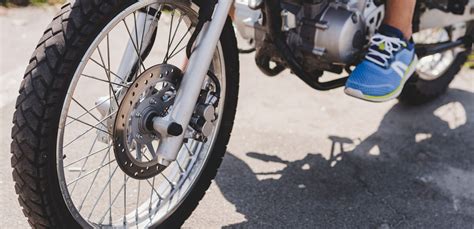 Limitar una moto, ¿qué significa y cómo se hace? | Blog Pont Grup