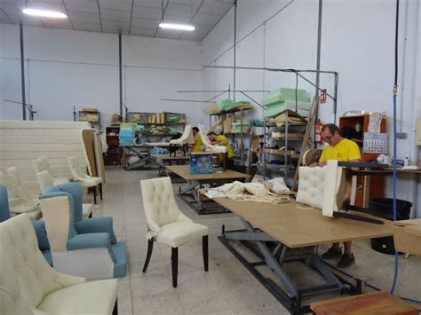 Linea de fabricación de las sillas Toledo en fabrica de ...