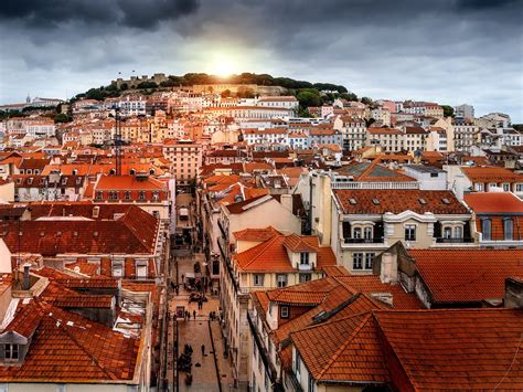 Lisbon Travel Guide: what to see, where to eat and stay ...