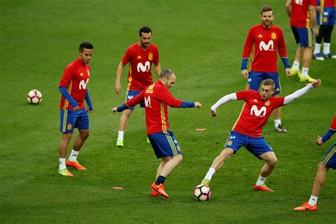 LIVE streaming: France vs Spain 2017 — Watch football ...