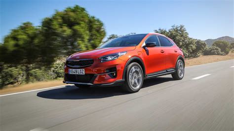 Llega el Kia XCeed híbrido enchufable a España: Hasta 48 km de ...