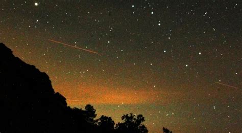 Lluvia Estrellas EN VIVO que hora como verlo Lluvia Meteoritos hoy ...