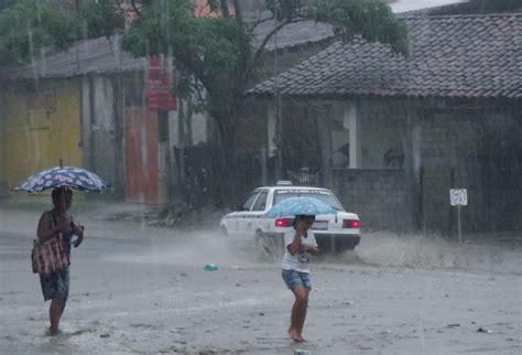 Lluvias en 2016 superaron proyecciones en todo el país   Monumental