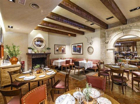 Los 20 restaurantes y hoteles más emblemáticos de Castilla ...