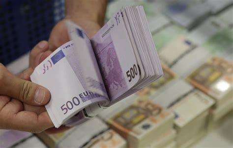 Los billetes de 500 euros se mantienen en 74 millones en ...