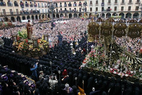 Los cinco mejores destinos para vivir la Semana Santa en España ...