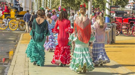 Los coloridos trajes de flamenca o gitana