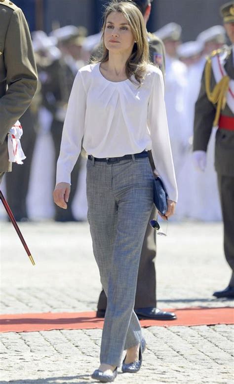 Los looks más  summer  de Letizia | Fashion | Royal ...