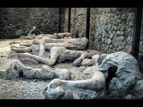 Los últimos días de Pompeya 1/3   Documental   YouTube