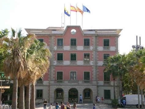 L’Ajuntament de Castelldefels aprova rebaixes fiscals