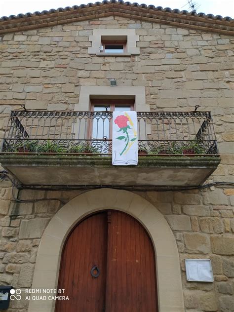 L’ajuntament us desitja una bona diada de Sant Jordi — Ajuntament de ...