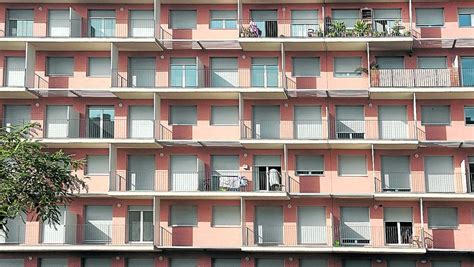 L’Hospitalet aprueba un recargo del 50% del IBI a pisos vacíos