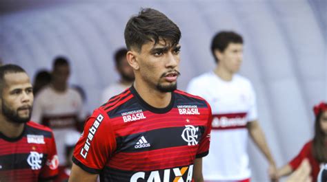 Lucas Paquetá   Perfil del jugador 20/21 | Transfermarkt