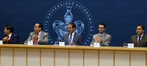 Luis Ochoa Bilbao rinde protesta como director de Derecho ...