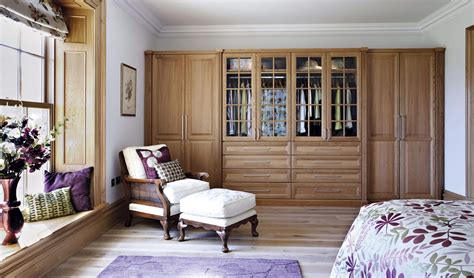 Luxury Oak Bedroom Furniture   Neville Johnson