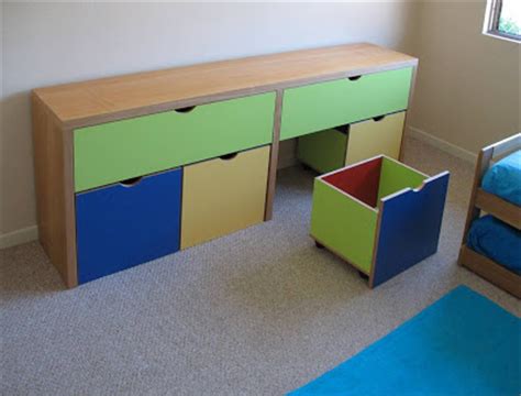madera noble: mueble para niños