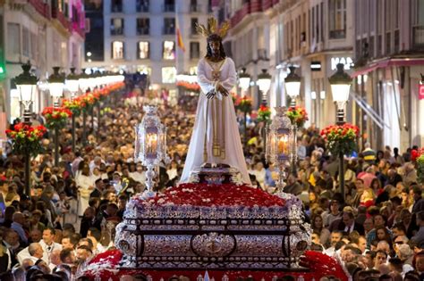 Málaga suspende las procesiones de Semana Santa | Jerez Cofrade