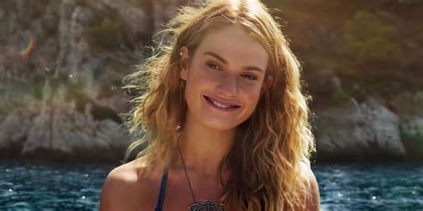 Mamma Mia: Here We Go Again Trailer Shows Lily James as ...
