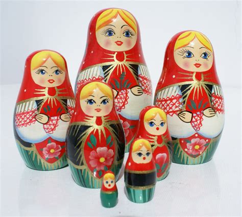 Mamushka matryoshka sets de las munecas rusas talladas a mano, pintadas ...