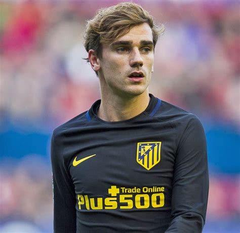 Manchester United favourites to sign Antoine Griezmann ...