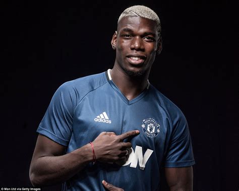 Manchester United sign Paul Pogba from Juventus for £100m ...
