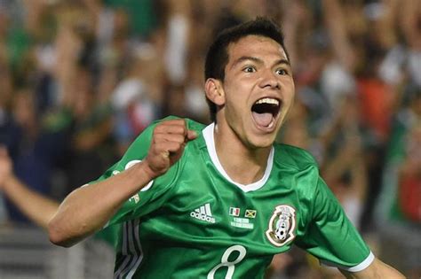 Manchester United target Hirving Lozano reacts to transfer ...