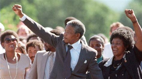 Mandela death: How he survived 27 years in prison   BBC News
