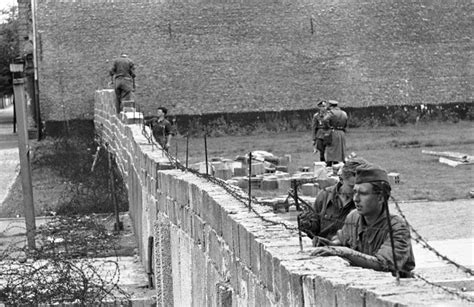 Map: Photos of the Berlin Wall through time | CTV News